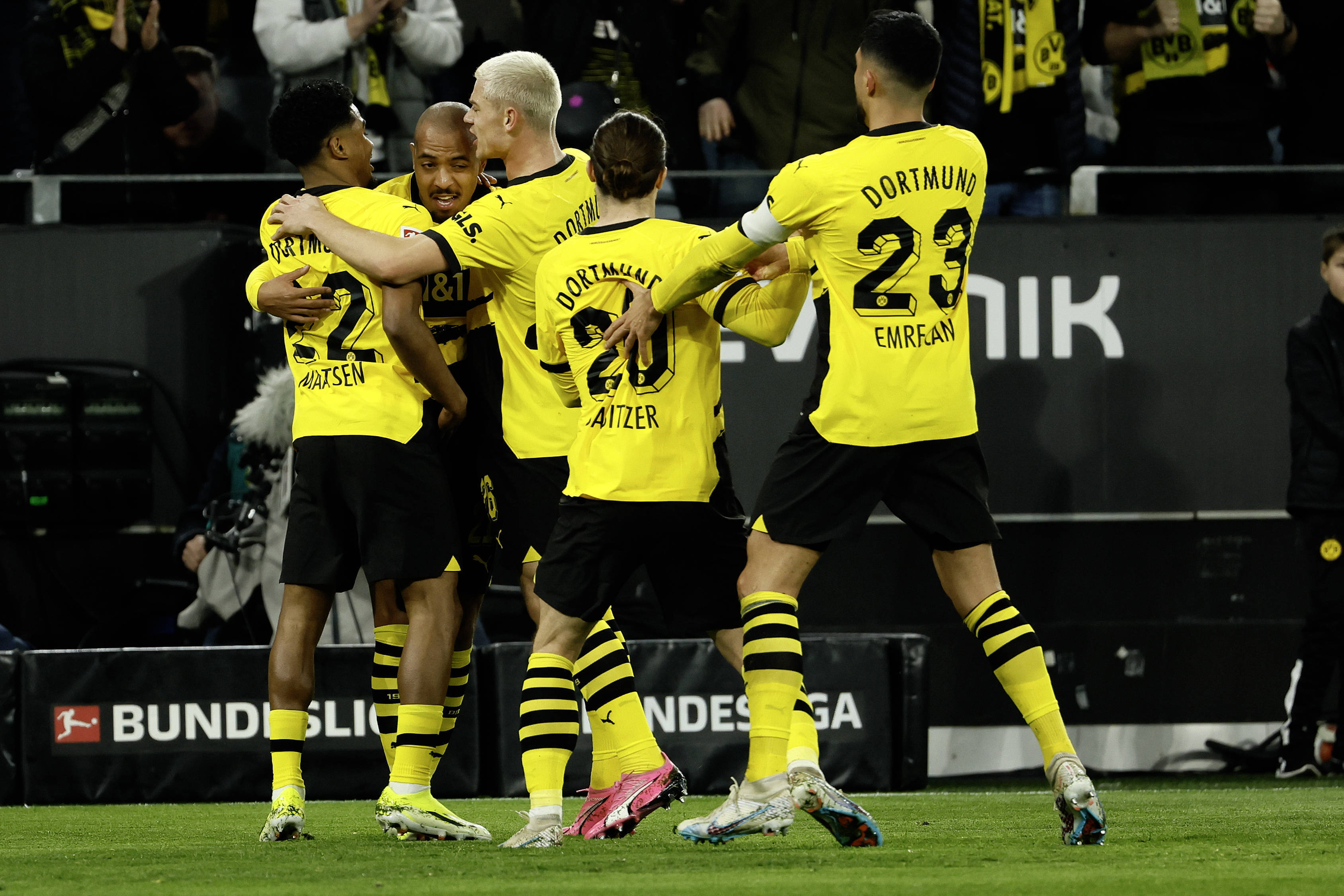 多特蒙德在主场保持连胜，稳坐积分榜前列的简单介绍