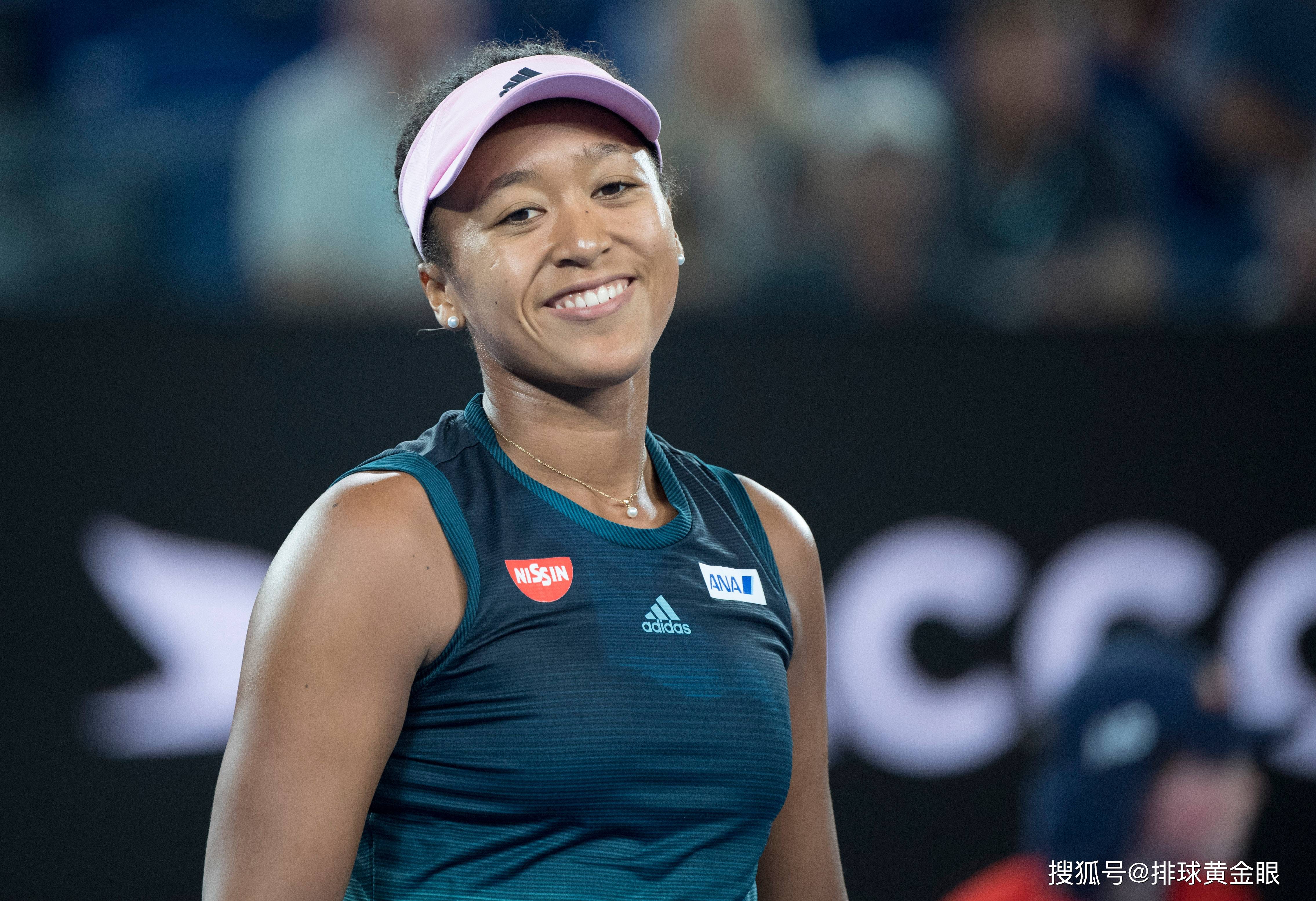 大坂直美回归赛场，赛事规则更新首场状态亮眼，巴塞罗那观众沸腾！